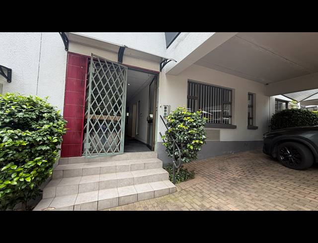 86.40M² OFFICE TO LET IN WOODMEAD